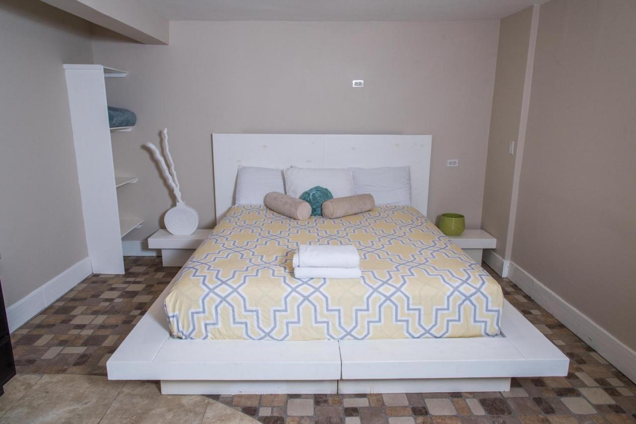 Oceanfront Serenity In Gated Community Near Rosarito * Harry Manzo