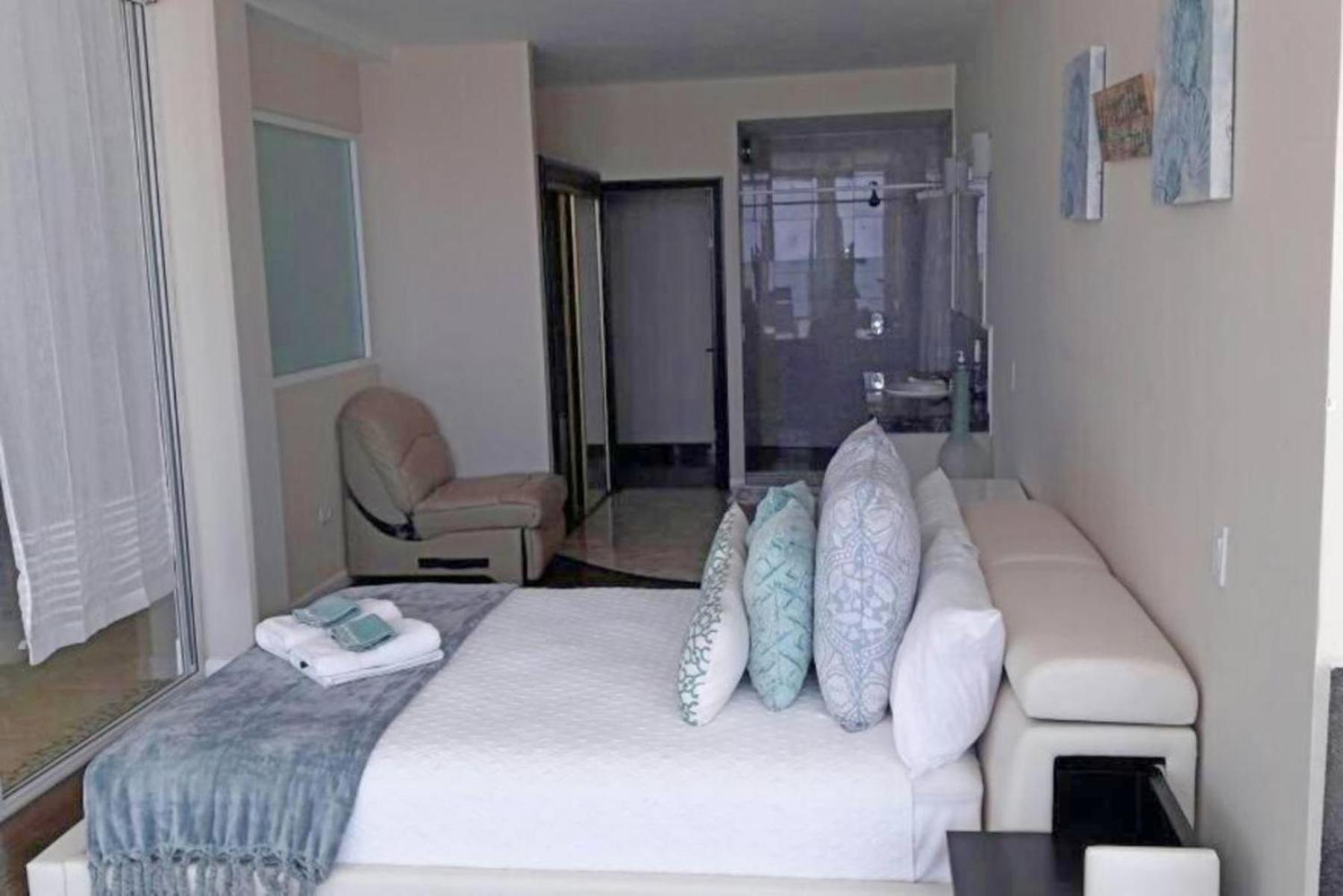 Oceanfront Serenity In Gated Community Near Rosarito * Harry Manzo