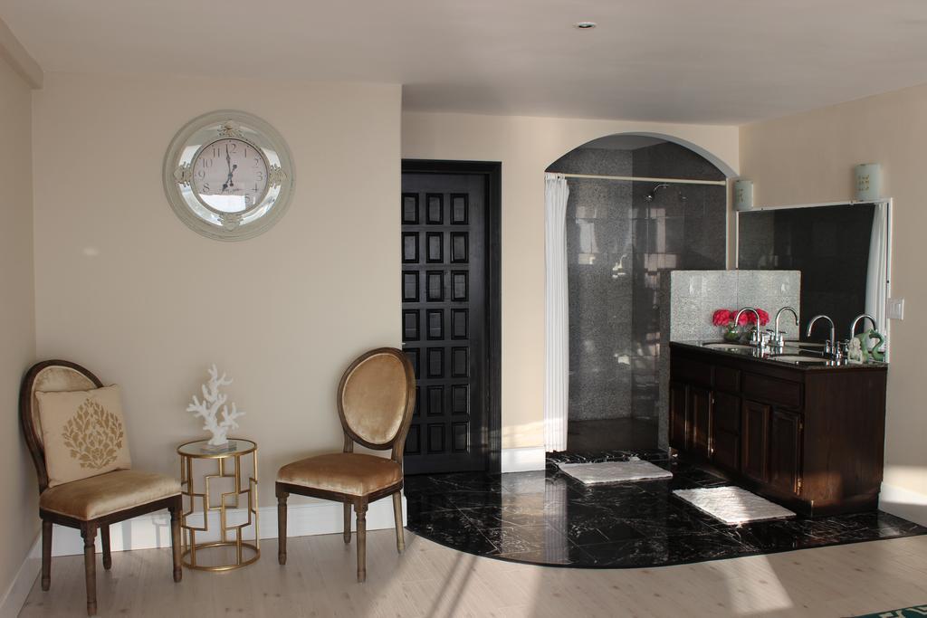 Oceanfront Serenity In Gated Community Near Rosarito *